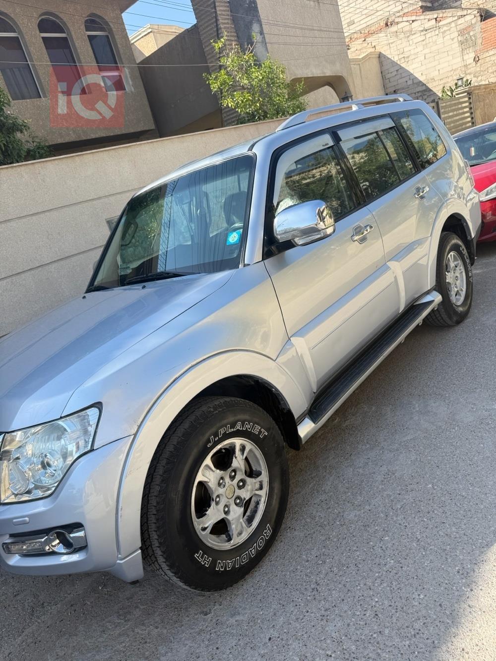 ميتسوبيشي باجيرو